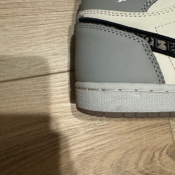 Sneakers Basketball Fun - Picture 2 of 7